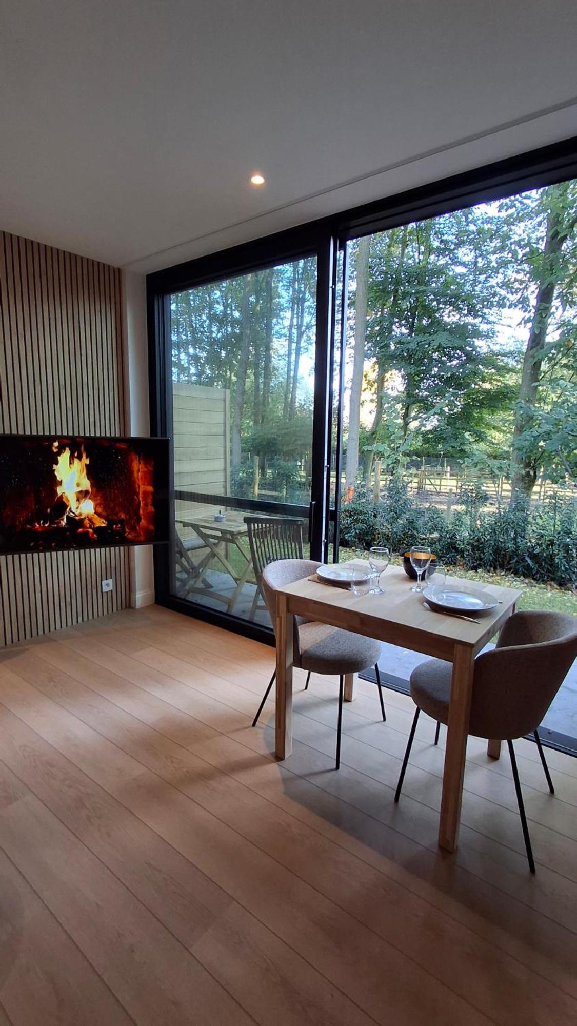 Appartement Prive In Groene Omgeving Fietsen & Parkeerplaats Inbegrepen